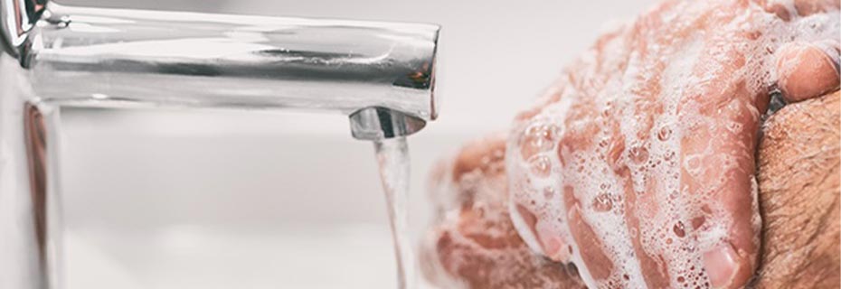 Combineer handen wassen en desinfecteren