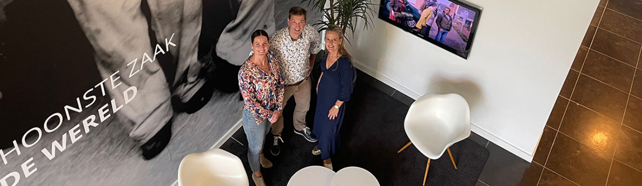 Three employees of Toekomst Cleaning Companies posing and looking ahead